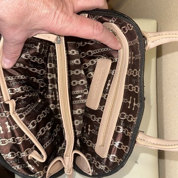 Tignanello black and cream top handled purse - Picture 6 of 9